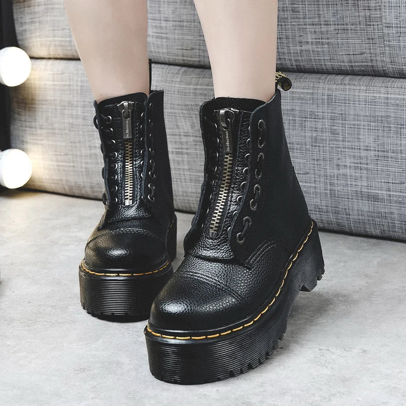 Women Black Boots